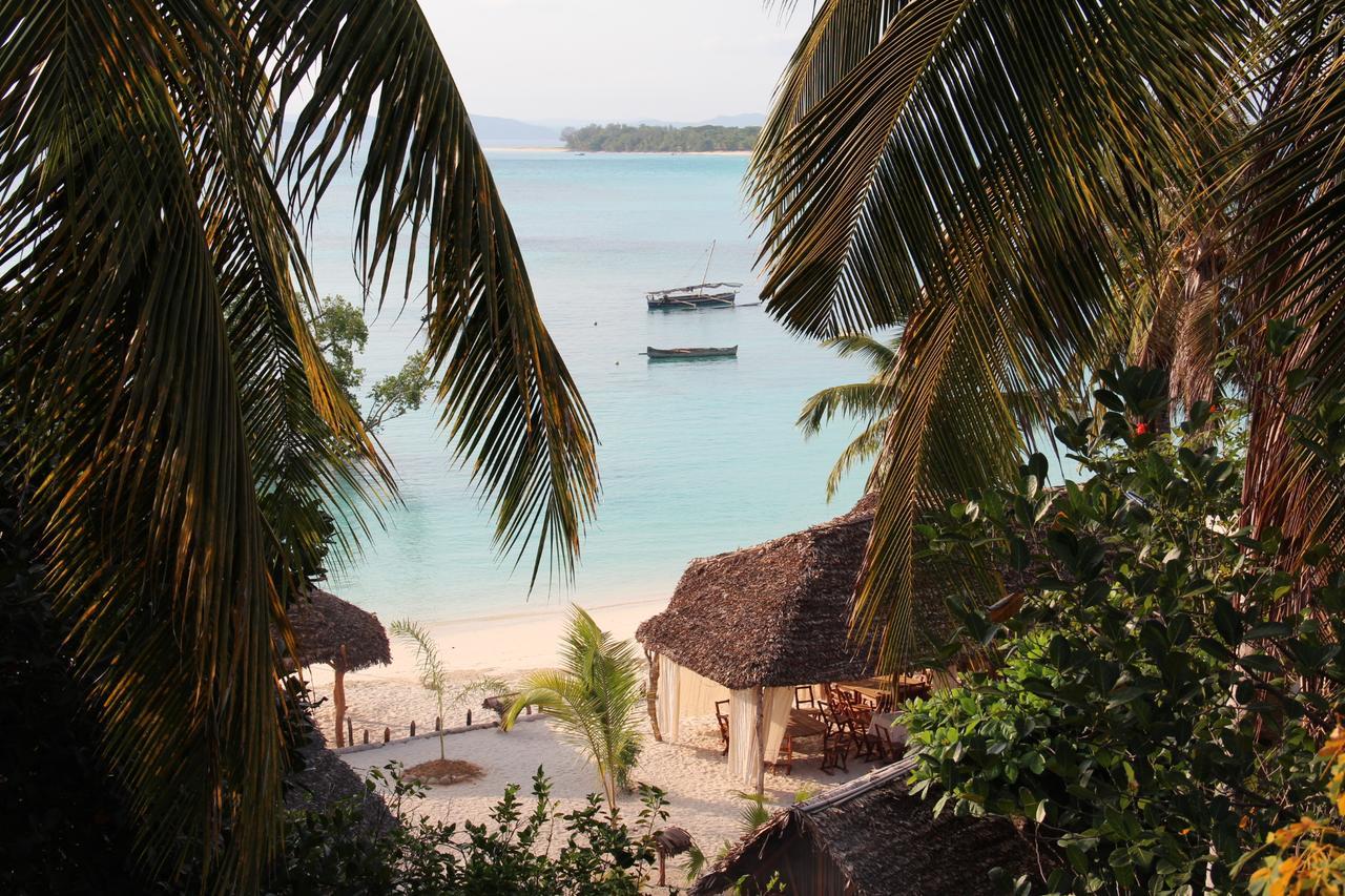 Le Zahir De L'Ile - Iranja Villa Nosy-Be Exterior foto