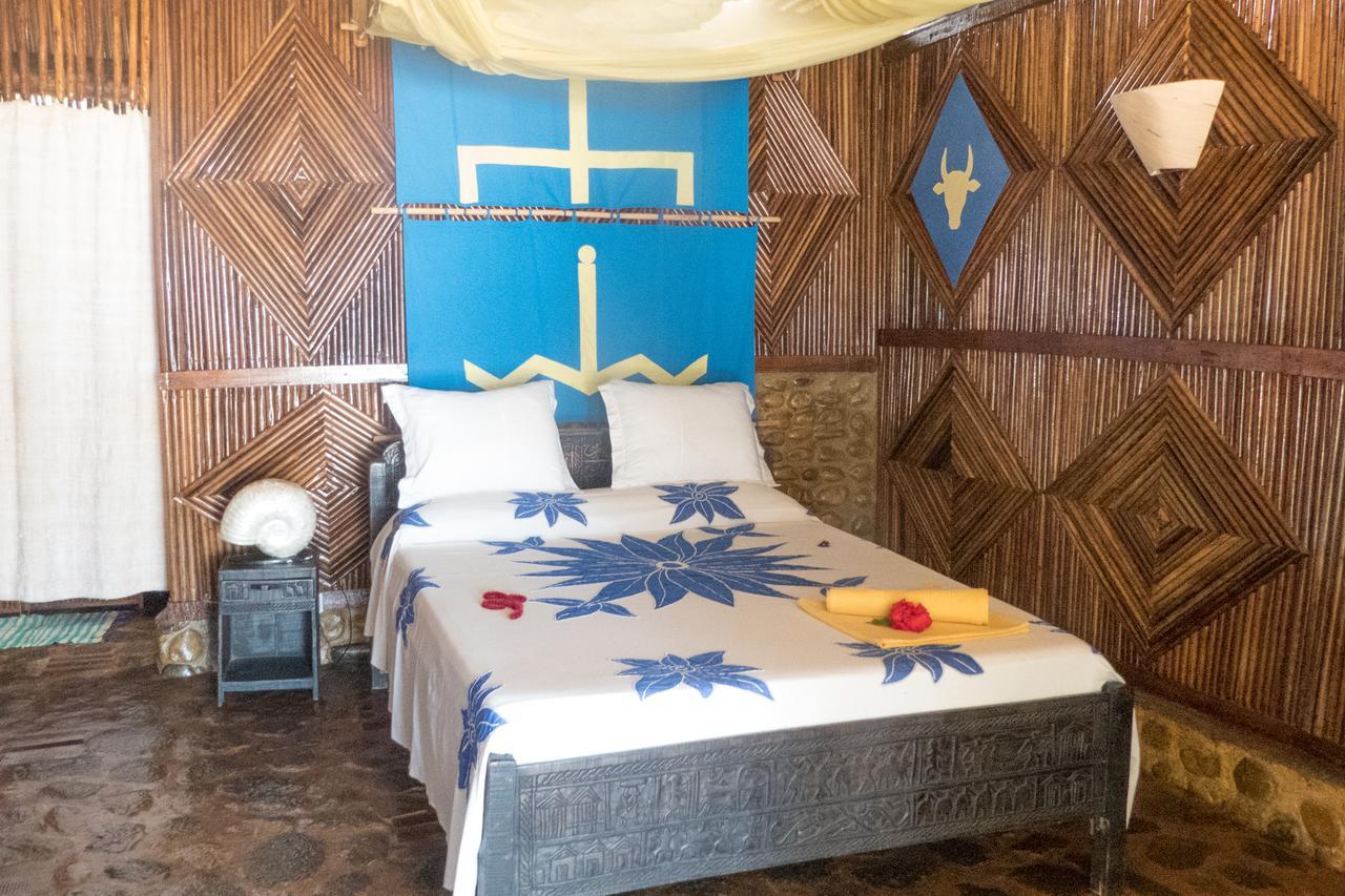Le Zahir De L'Ile - Iranja Villa Nosy-Be Exterior foto